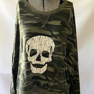 Sweet Romeo Camo Green Skull Sweatshirt - Dolman Sleeves
